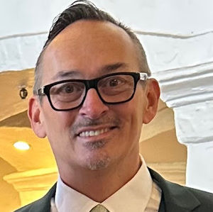 Meet your Posher, Jonathan